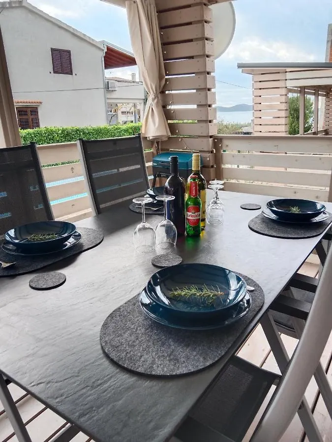 Mobilehome Mali No 2 Pakostane 0*,  Croatia