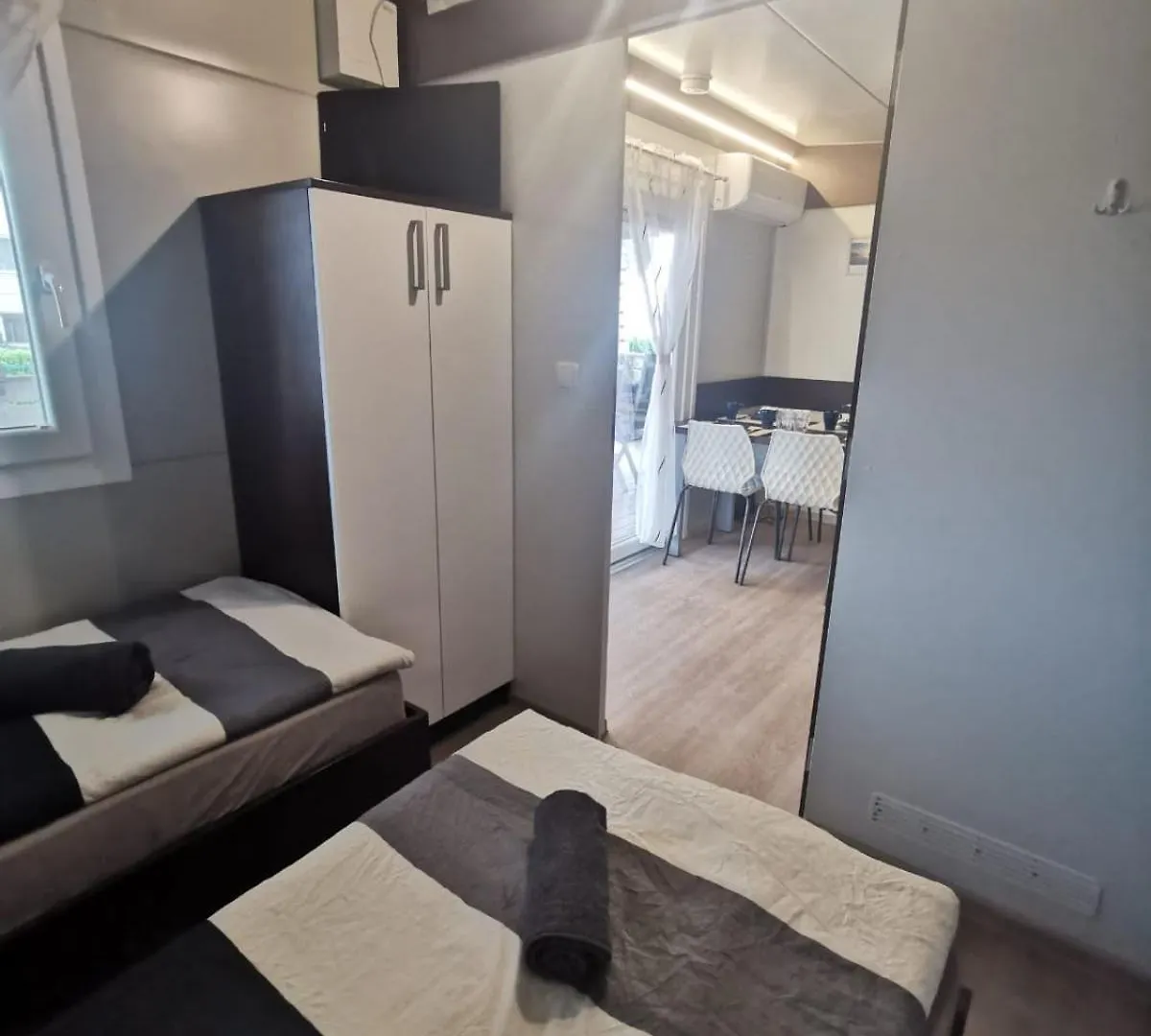 Holiday home Mobilehome Mali No 2 Pakostane Croatia