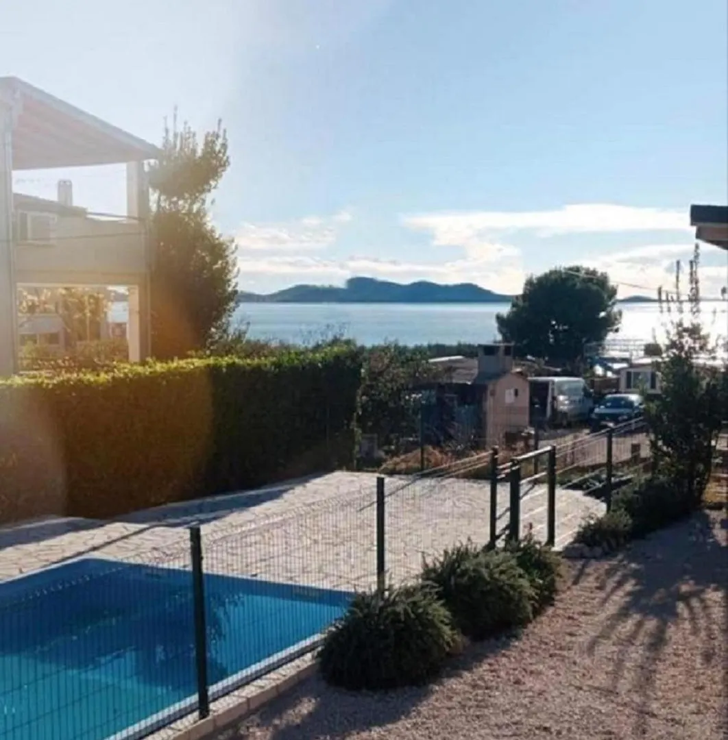 Mobilehome Mali No 2 Pakostane Holiday home