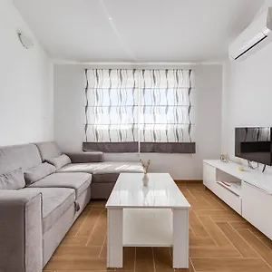  Apartament Pocrnić
